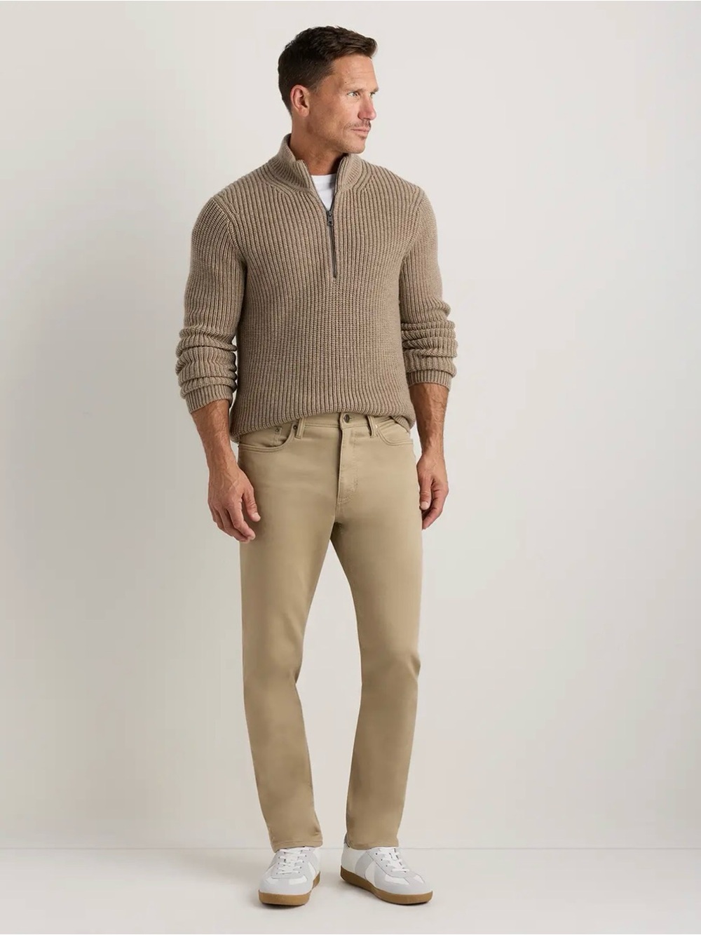 Quince Men’s Comfort Stretch Traveler 5-Pocket Pants, Slim, Sand Dune 32x32 NWOT